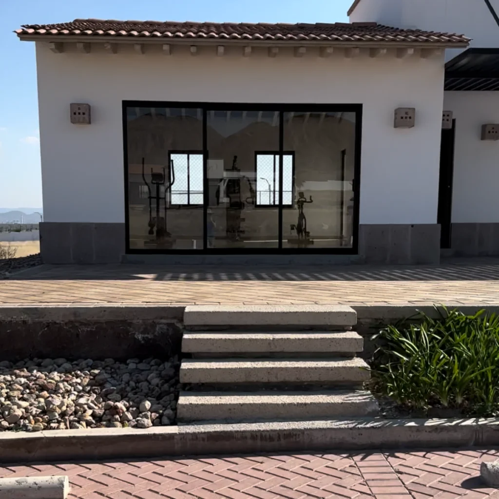 Telarifaste con un Terreno